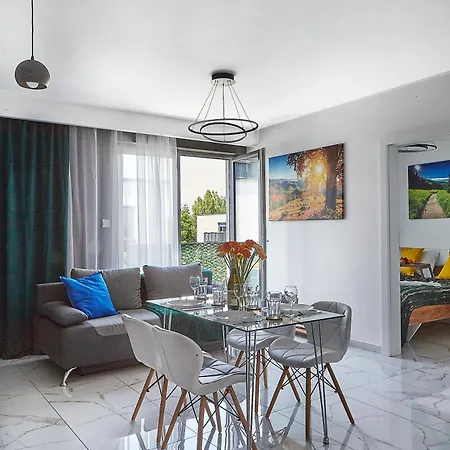 - Parking&balcony - By Rentujemy Apartment *