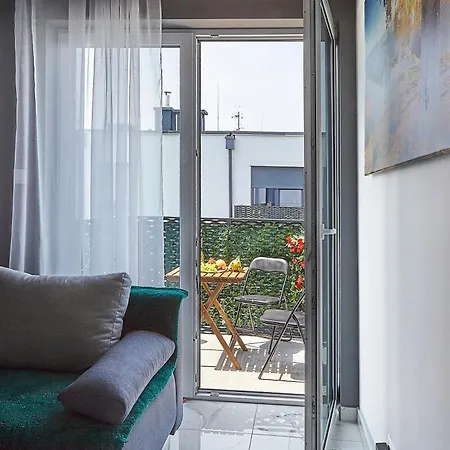 - Parking&balcony - By Rentujemy Apartment *